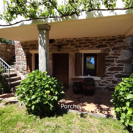 Casa Do Medico Dom wakacyjny Forcarei