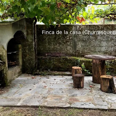 Casa Do Medico Holiday home Forcarei